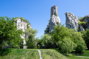 Castle Ruins, Sirotci hradek, Klentice 