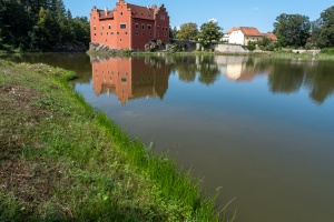Cervena Lhota Castle – A Fairytale on the Lake