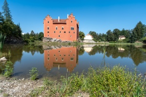 Cervena Lhota Castle – A Fairytale on the Lake