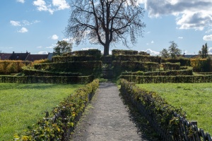 A timeless stroll through the Kromeriz flower garden